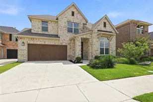 1240 Lady Mantle Wy, Little Elm, TX 76227 - Photo 2