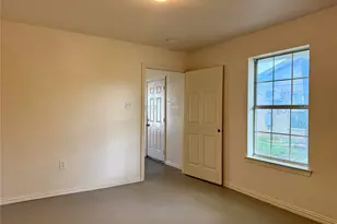 218 N 6th St, Wills Point, TX 75169 - Photo 12