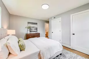 2729 Lockhart Ave, Dallas, TX 75228 - Photo 12