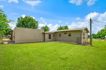 735 1st Street SW, Detroit, TX 75436 - Photo 18