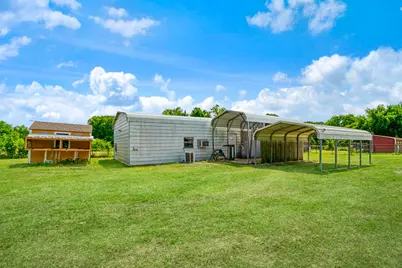 735 1st Street SW, Detroit, TX 75436 - Photo 22