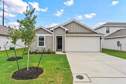 915 Prince Albert, Seguin, TX 78155 - Photo 1