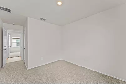 915 Prince Albert, Seguin, TX 78155 - Photo 10