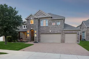 15632 Sweetpine Ln, Roanoke, TX 76262 - Photo 2