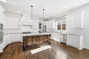 2716 Damsel Madison Ln, Lewisville, TX 75056 - Photo 10