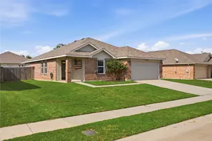 12724 Carpenter Ln, Rhome, TX 76078 - Photo 2