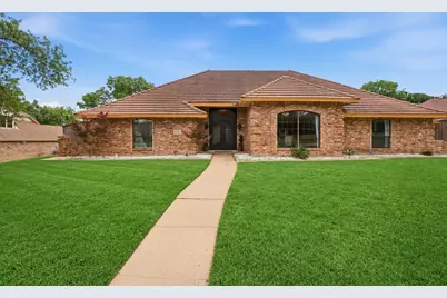 906 Greenbriar Lane, Duncanville, TX 75137 - Photo 2