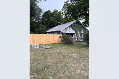 501 W Roosevelt Avenue, Whitney, TX 76692 - Photo 2