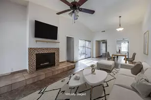 811 Pebble Beach Dr, Garland, TX 75043 - Photo 2