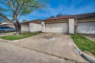 811 Pebble Beach Dr, Garland, TX 75043 - Photo 1