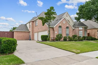 1649 McGee Lane, Carrollton, TX 75010 - Photo 2