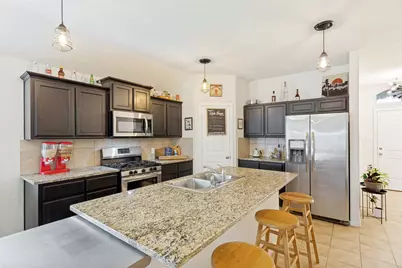 709 Wylie Street, Crowley, TX 76036 - Photo 10