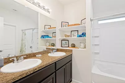 709 Wylie Street, Crowley, TX 76036 - Photo 14