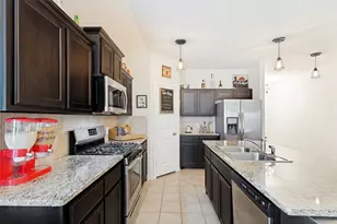 709 Wylie St, Crowley, TX 76036 - Photo 12