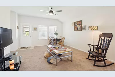 709 Wylie Street, Crowley, TX 76036 - Photo 8