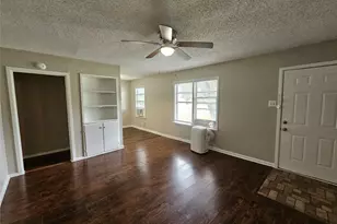6363 Hollis Ave, Dallas, TX 75227 - Photo 8