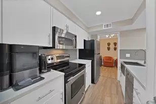 5904 Sandhurst Ln, Dallas, TX 75206 - Photo 14