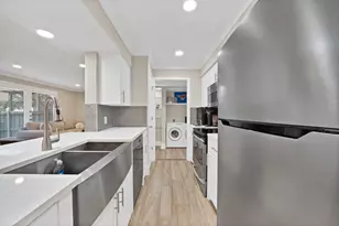 5904 Sandhurst Ln, Dallas, TX 75206 - Photo 10