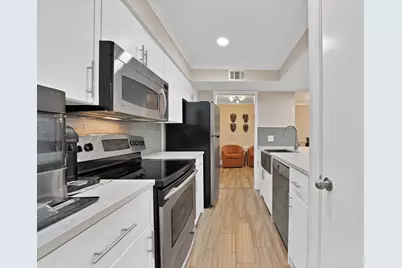 5904 Sandhurst Lane #145, Dallas, TX 75206 - Photo 14