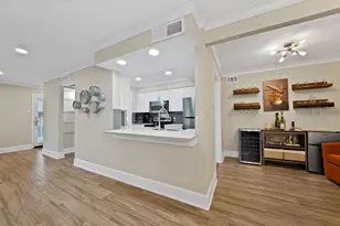 5904 Sandhurst Ln, Dallas, TX 75206 - Photo 4