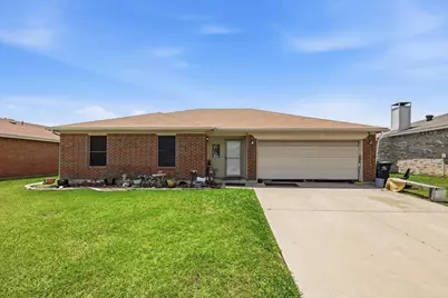 6406 Nicole Way, Arlington, TX 76002 - Photo 1