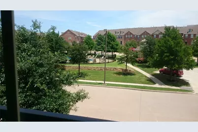 1450 Biltmore Lane, Irving, TX 75063 - Photo 2