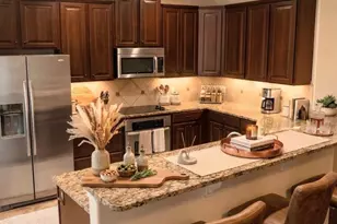 1450 Biltmore Ln, Irving, TX 75063 - Photo 6