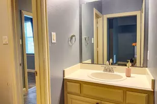 1401 Luckenbach Dr, Allen, TX 75013 - Photo 32