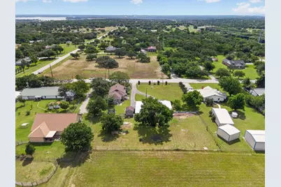 1808 Silver Creek Azle Road, Azle, TX 76020 - Photo 30