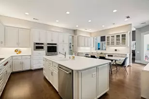 5904 Kensington Dr, Plano, TX 75093 - Photo 12