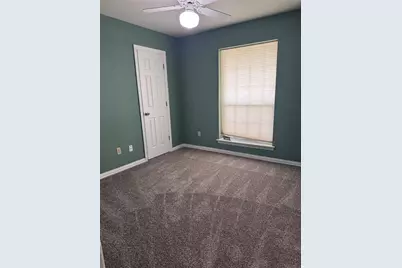 1704 S Bowen Road, Pantego, TX 76013 - Photo 22