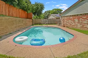 1926 Creek Wood Ct, Irving, TX 75060 - Photo 6