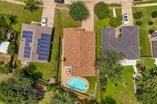 1926 Creek Wood Ct, Irving, TX 75060 - Photo 22