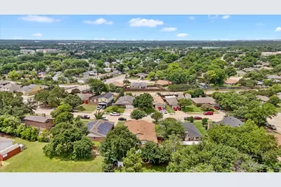 1926 Creek Wood Court, Irving, TX 75060 - Photo 22