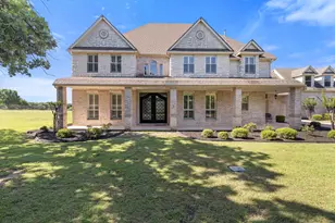259 King Ranch Ct, Fort Worth, TX 76108 - Photo 2