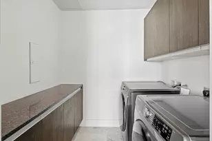 3130 N Harwood St, Dallas, TX 75201 - Photo 22