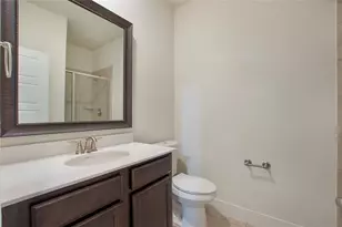 2414 Magalia Ln, Lewisville, TX 75056 - Photo 6