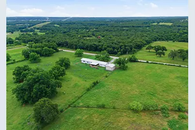 298 County Road 3940, Poolville, TX 76487 - Photo 24