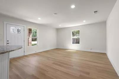 112 Inman Street, Denton, TX 76205 - Photo 4