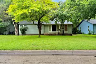 1009 Denton St, Denton, TX 76201 - Photo 1