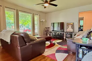 1009 Denton St, Denton, TX 76201 - Photo 6