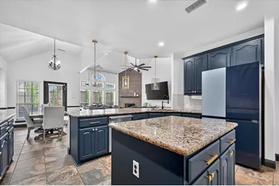 2832 Sendero, Grand Prairie, TX 75054 - Photo 10