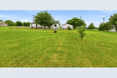 7227 Fm 2622, Ponder, TX 76259 - Photo 20