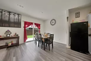 19 Cherryridge Dr, Edgecliff Village, TX 76134 - Photo 12