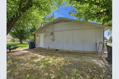 501 Rosewood Hills Drive, Garland, TX 75040 - Photo 20