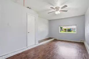 501 Rosewood Hills Dr, Garland, TX 75040 - Photo 10