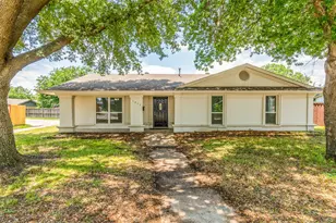 1317 Mt Vernon Dr, Mesquite, TX 75149 - Photo 1