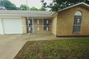 6421 Melinda Dr, Forest Hill, TX 76119 - Photo 1