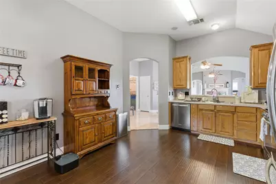 113 Forest Glen Drive, Mansfield, TX 76063 - Photo 6