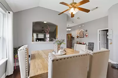 113 Forest Glen Drive, Mansfield, TX 76063 - Photo 8